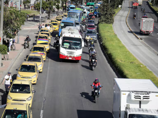 Imagen de Será una transición energética de los taxis para reducir emisiones en país: alcalde Soacha